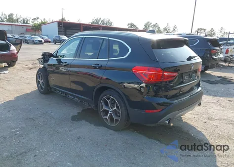 2018 BMW X1 xDrive28I z USA, uszkodzony, nr VIN WBXHT3C34J5F93079